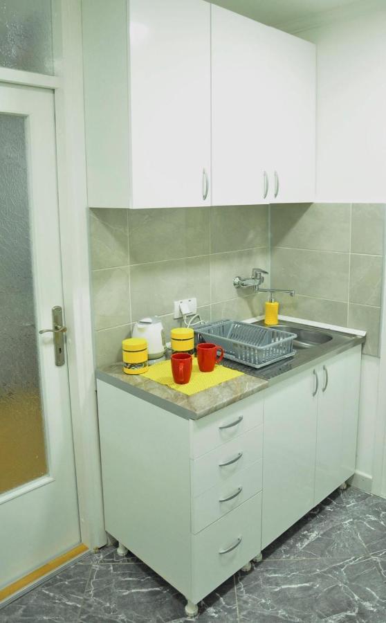 Manirosi 5 Apartment Subotica Bagian luar foto